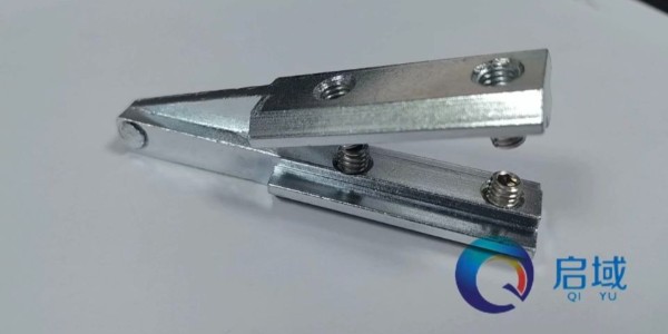 用于工业铝型材非90度角连接的配件有哪些？