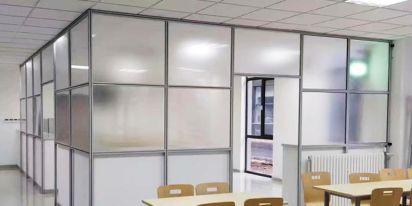 铝合金隔断和铝型材隔断的区别！