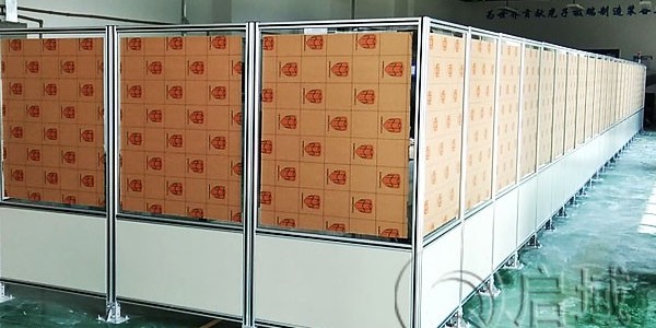 按需定制工业铝型材防护罩的2大优势