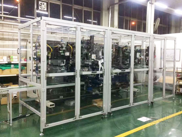 落地式铝材防护罩