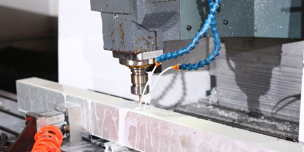 铝型材深加工铣槽 铝型材深加工铣槽