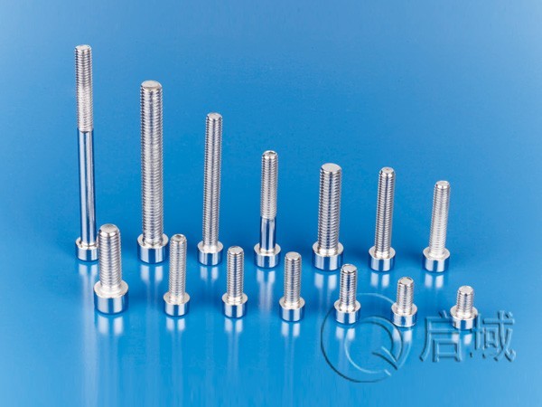 QY-专用圆柱头螺栓
