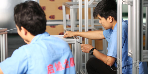 铝型材框架安装