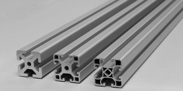 导致<i style='color:red'>工业铝型材表面</i>泛黄的原因